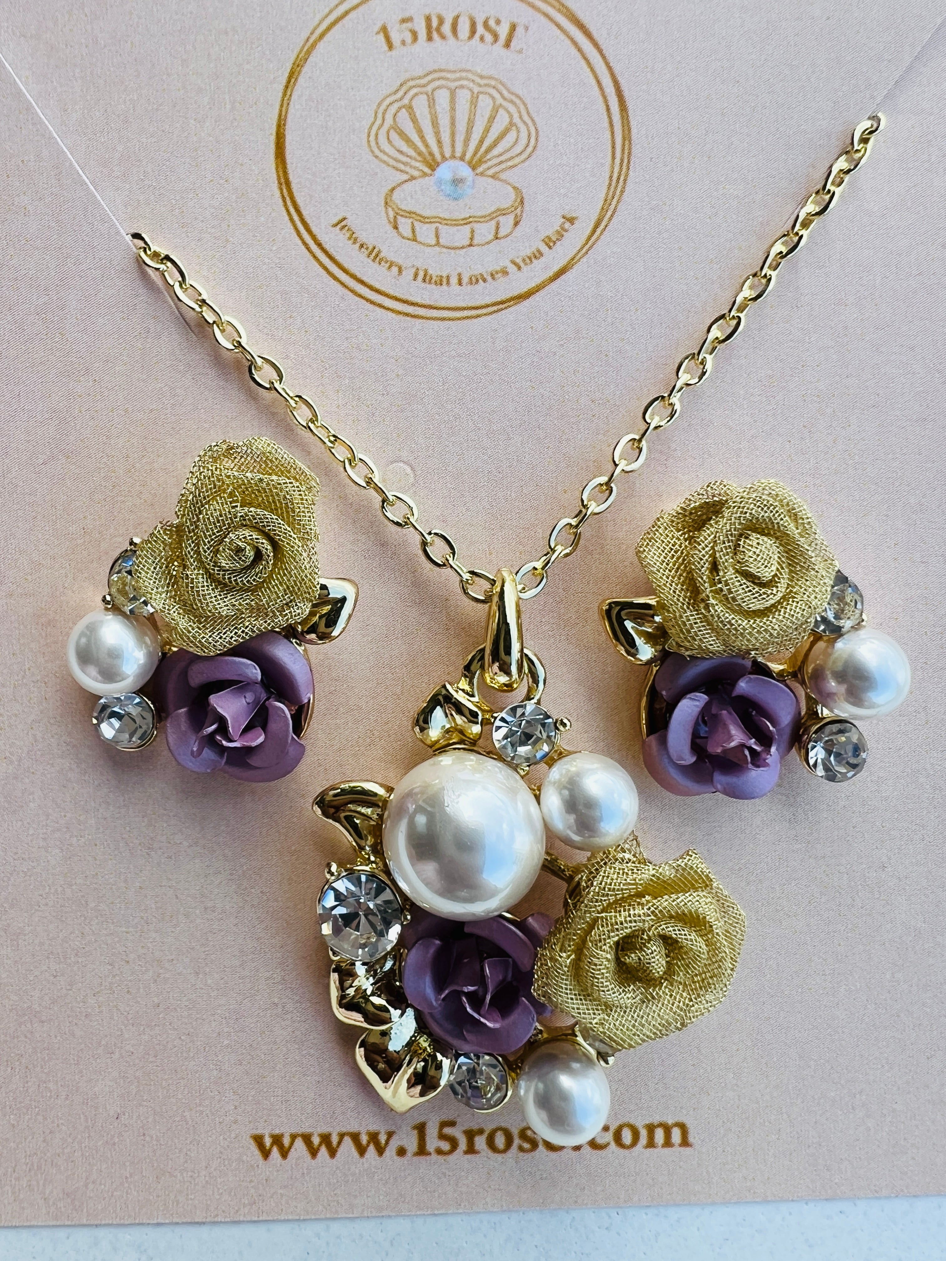 Floral Harmony Pendant Set