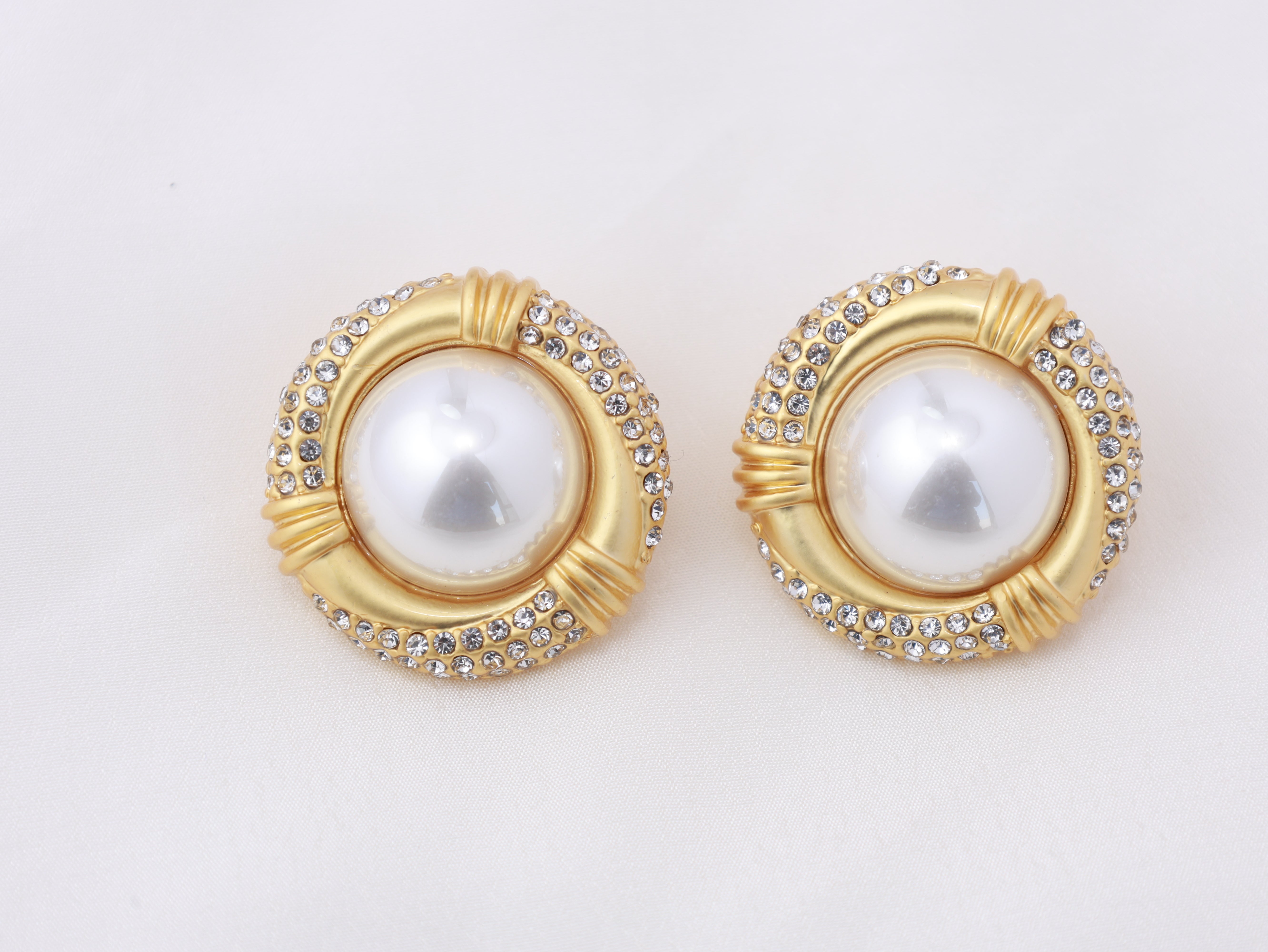 Opéra Pearl Dome Earrings