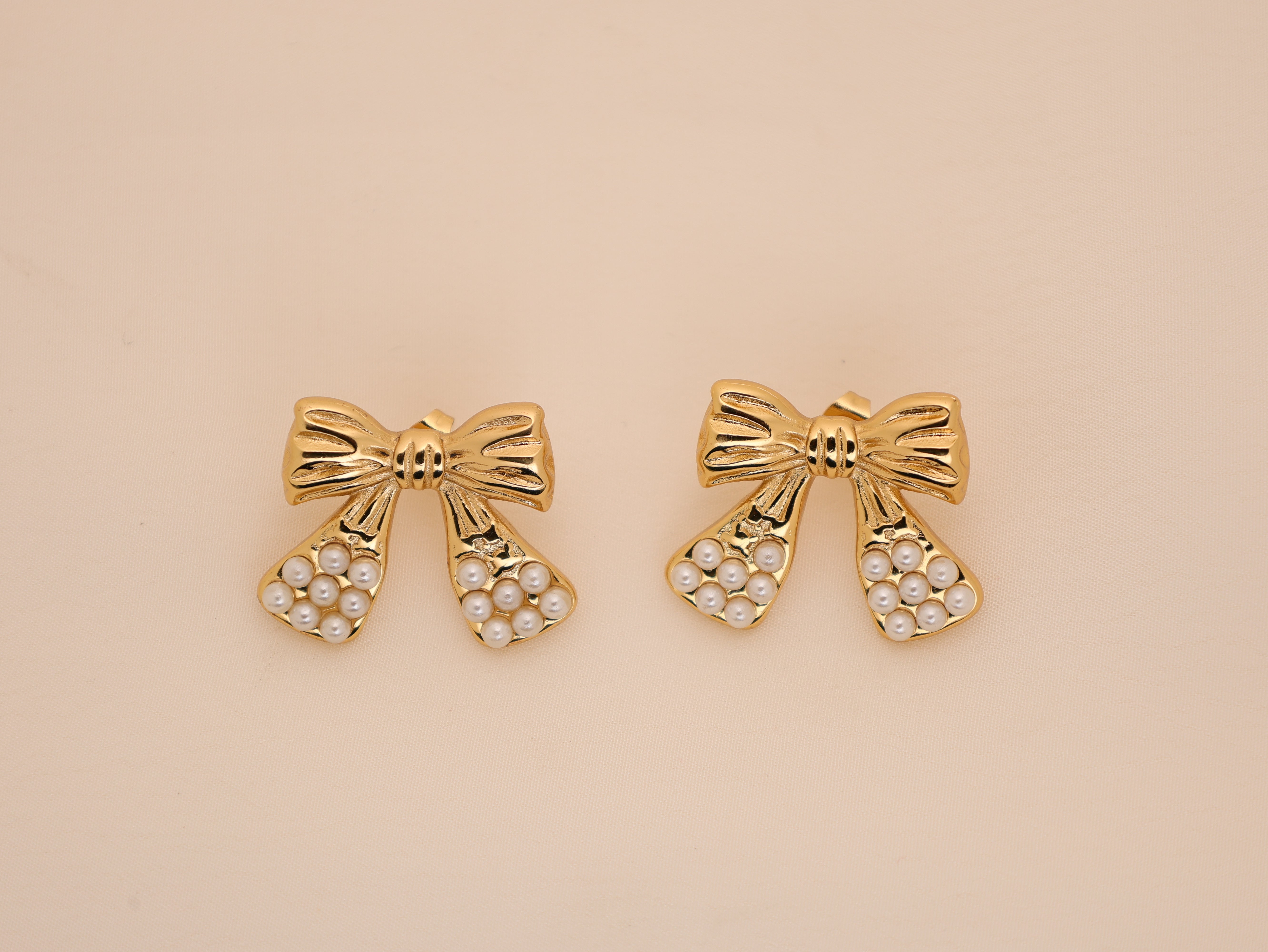 Pearl-Tied Bow Studs