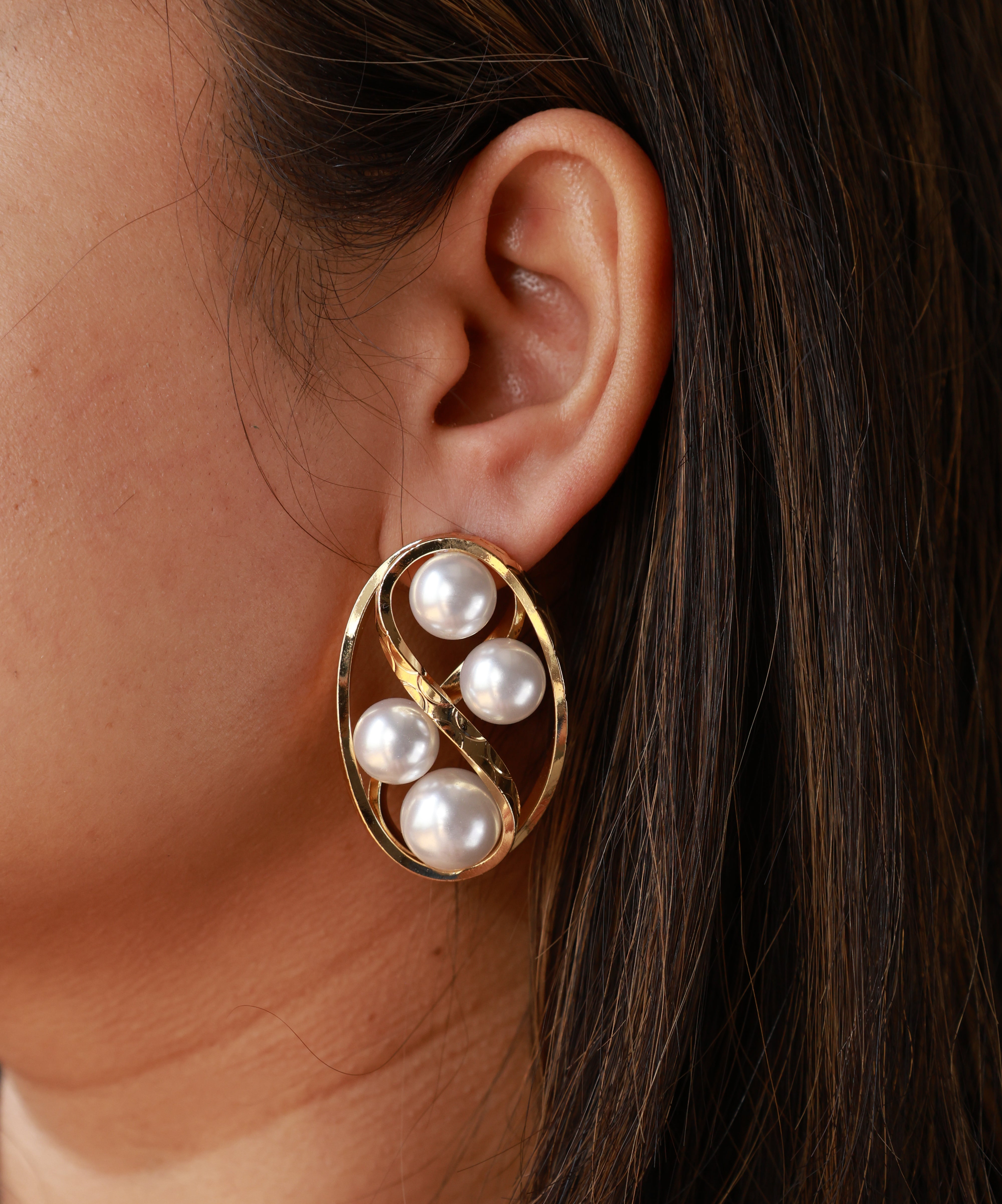 Maison Pearl Studs