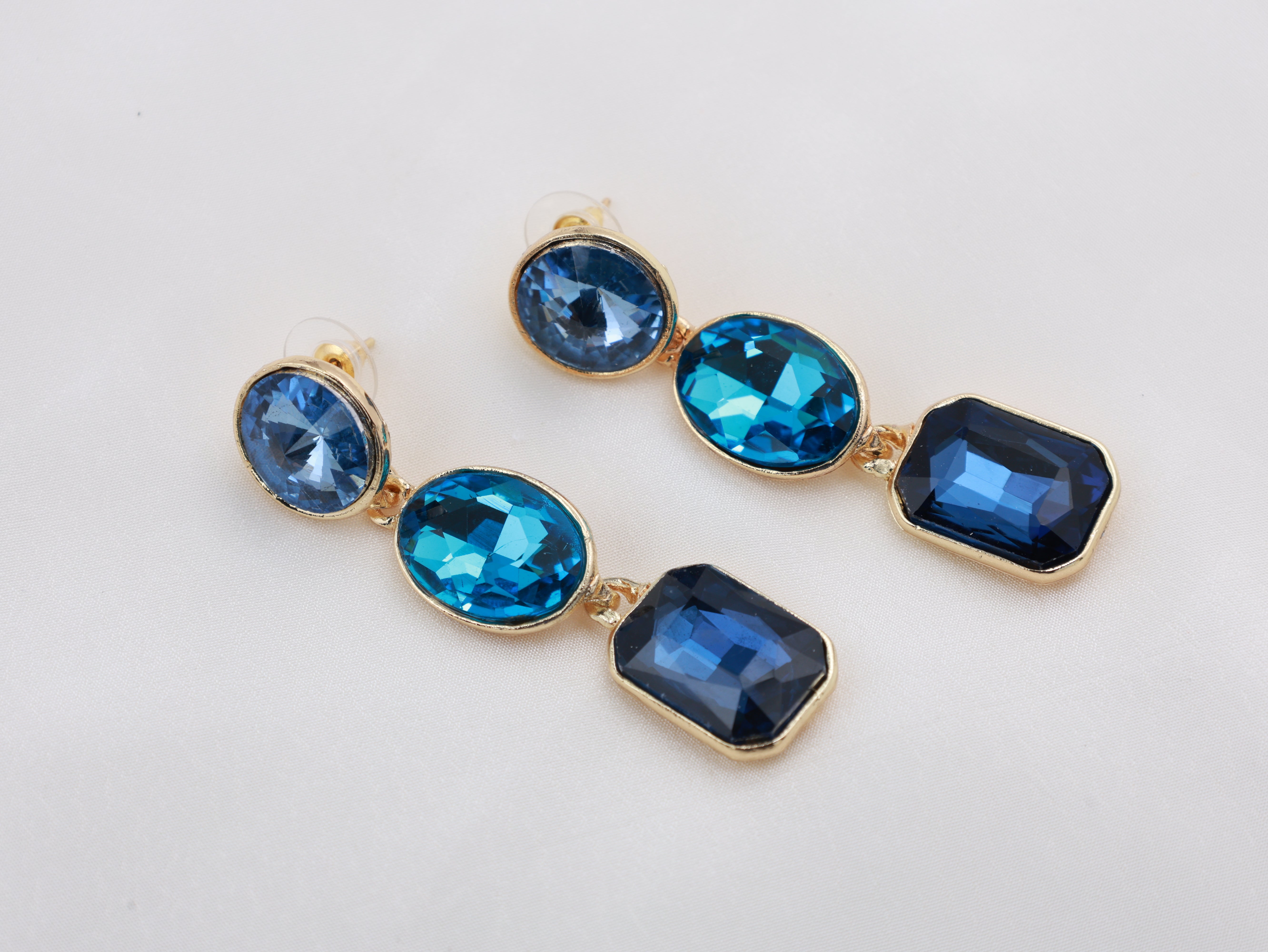 Bleu Élégance Linear Drops