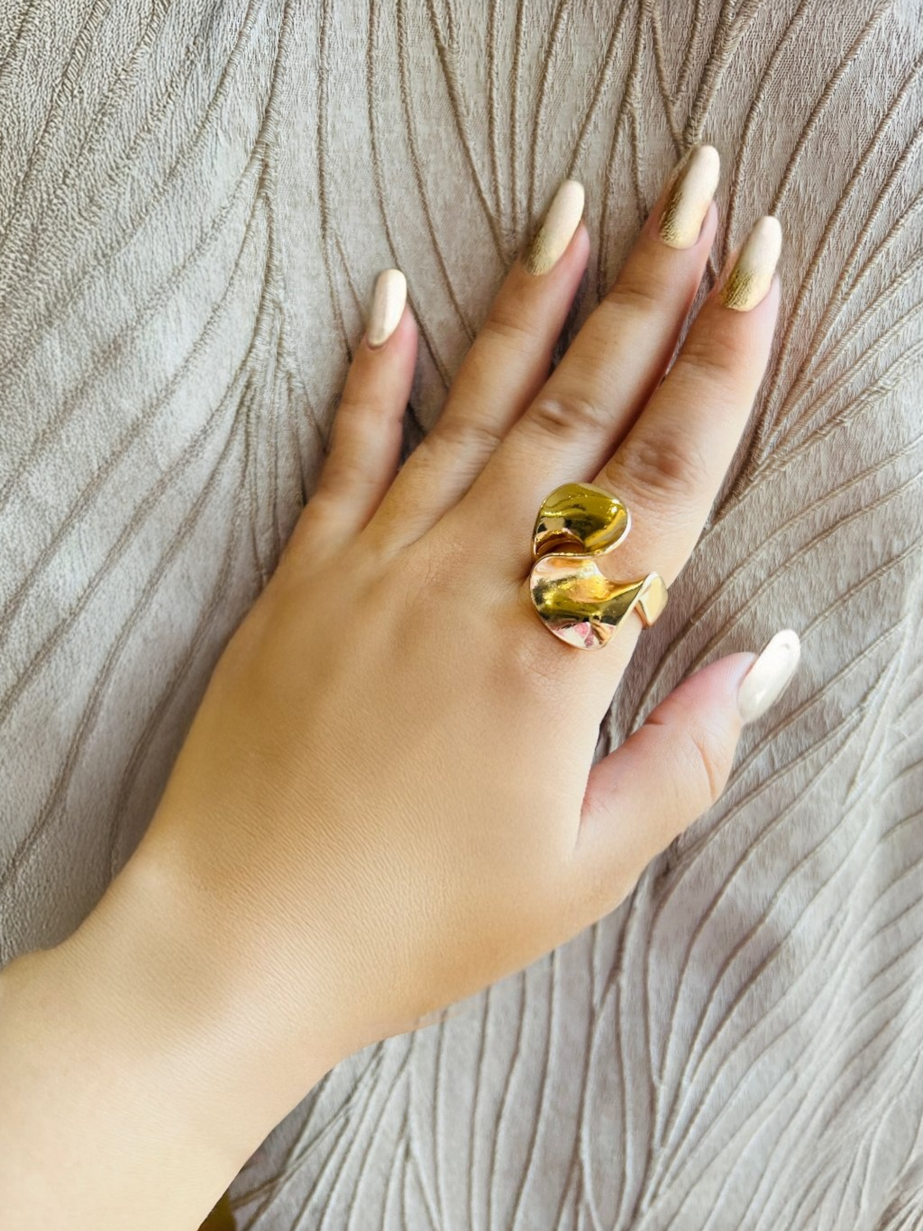 Gold Swirl Ring