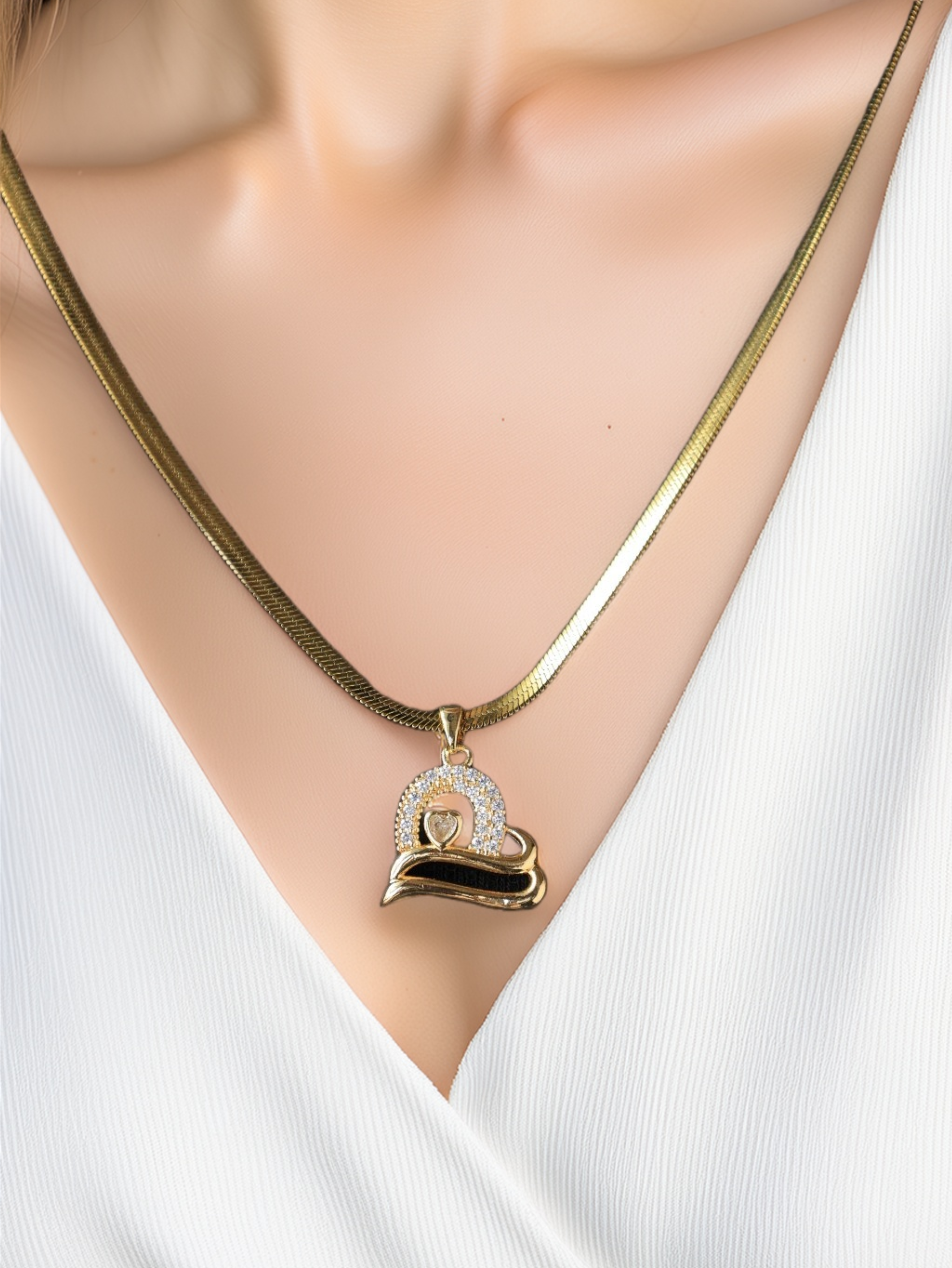 Golden Heartshine Necklace