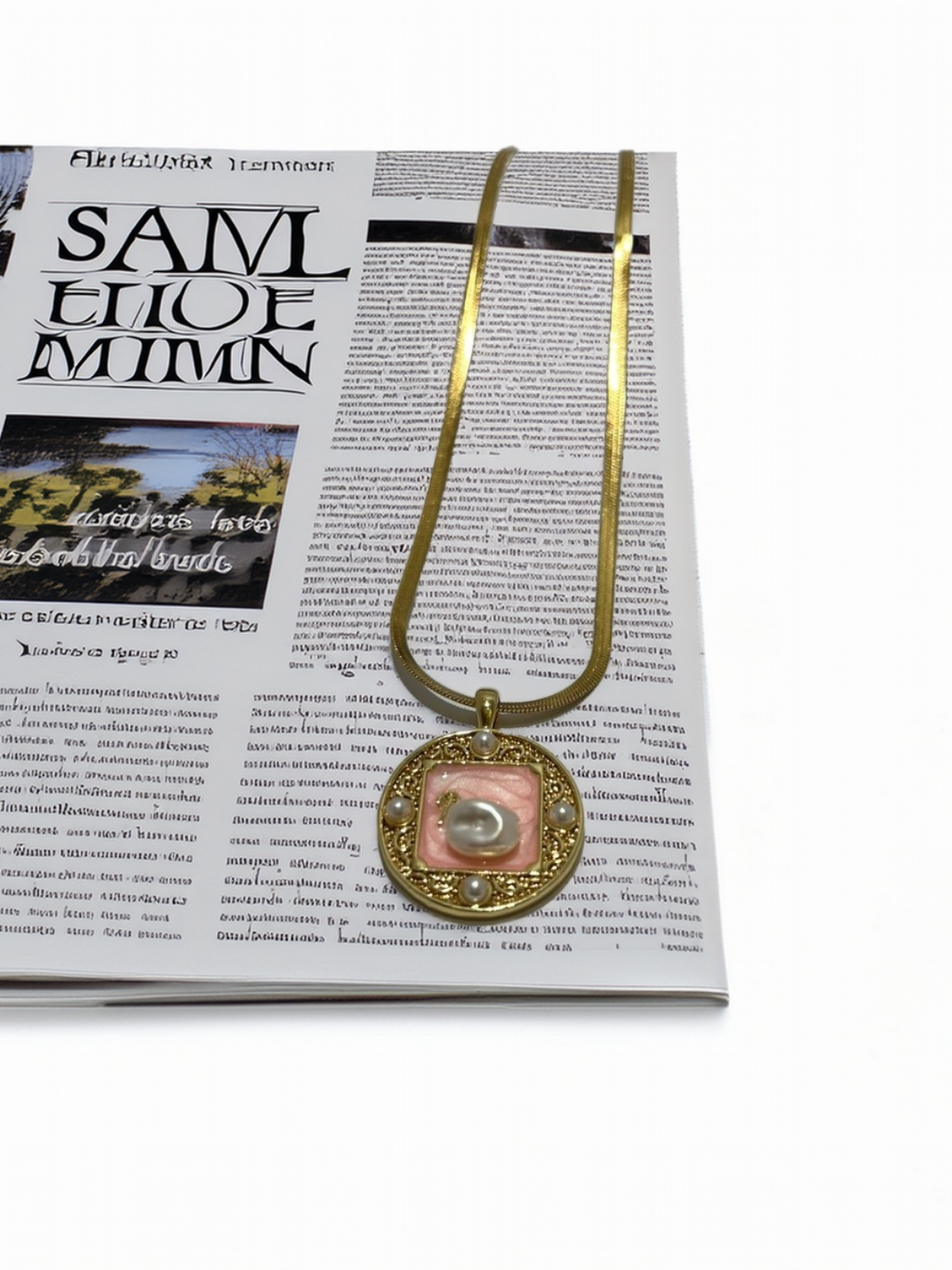 Crowned Grace Pendant Chain