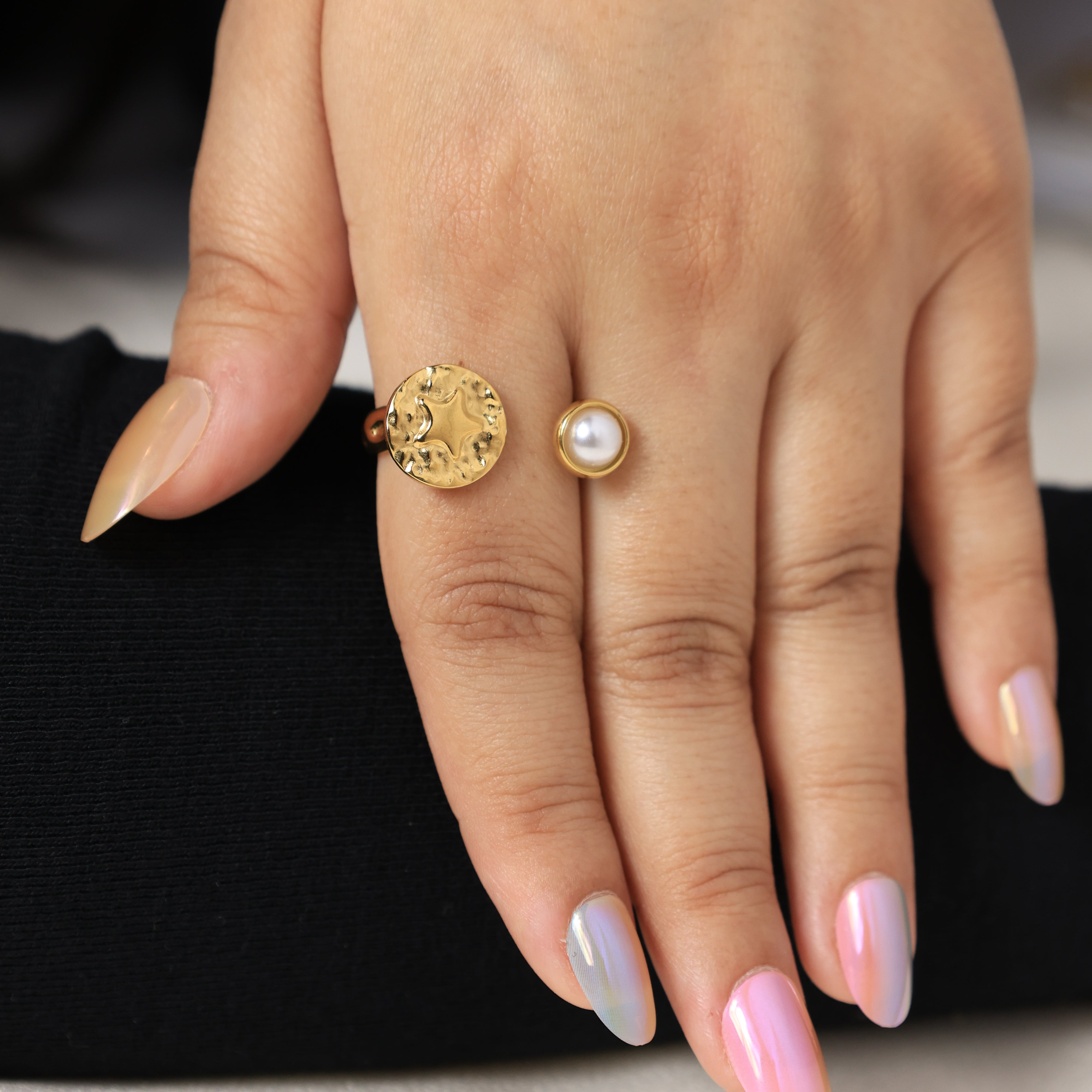 Aurelia Pearl Open Band