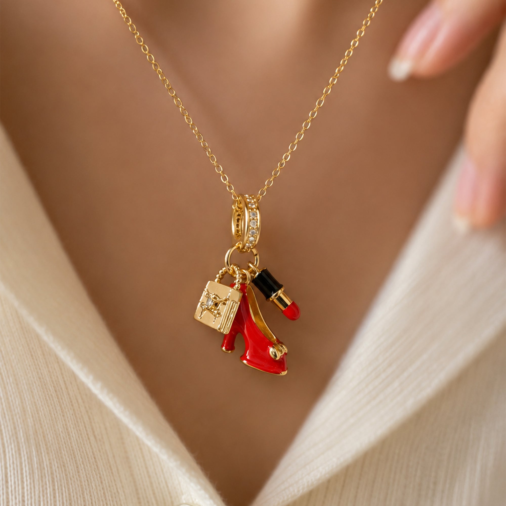 Diva Charm Pendant