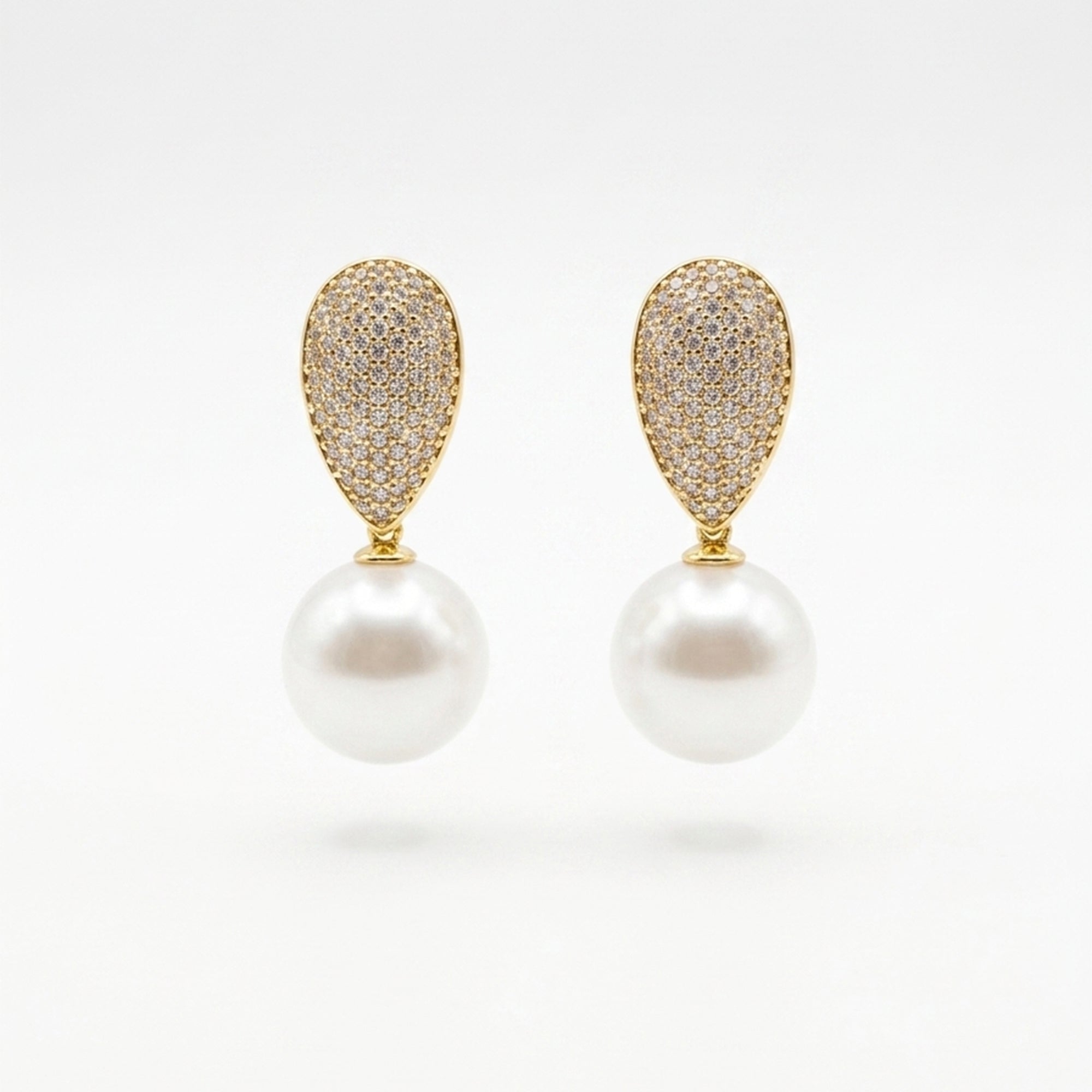Noor Pearl Drop Earrings