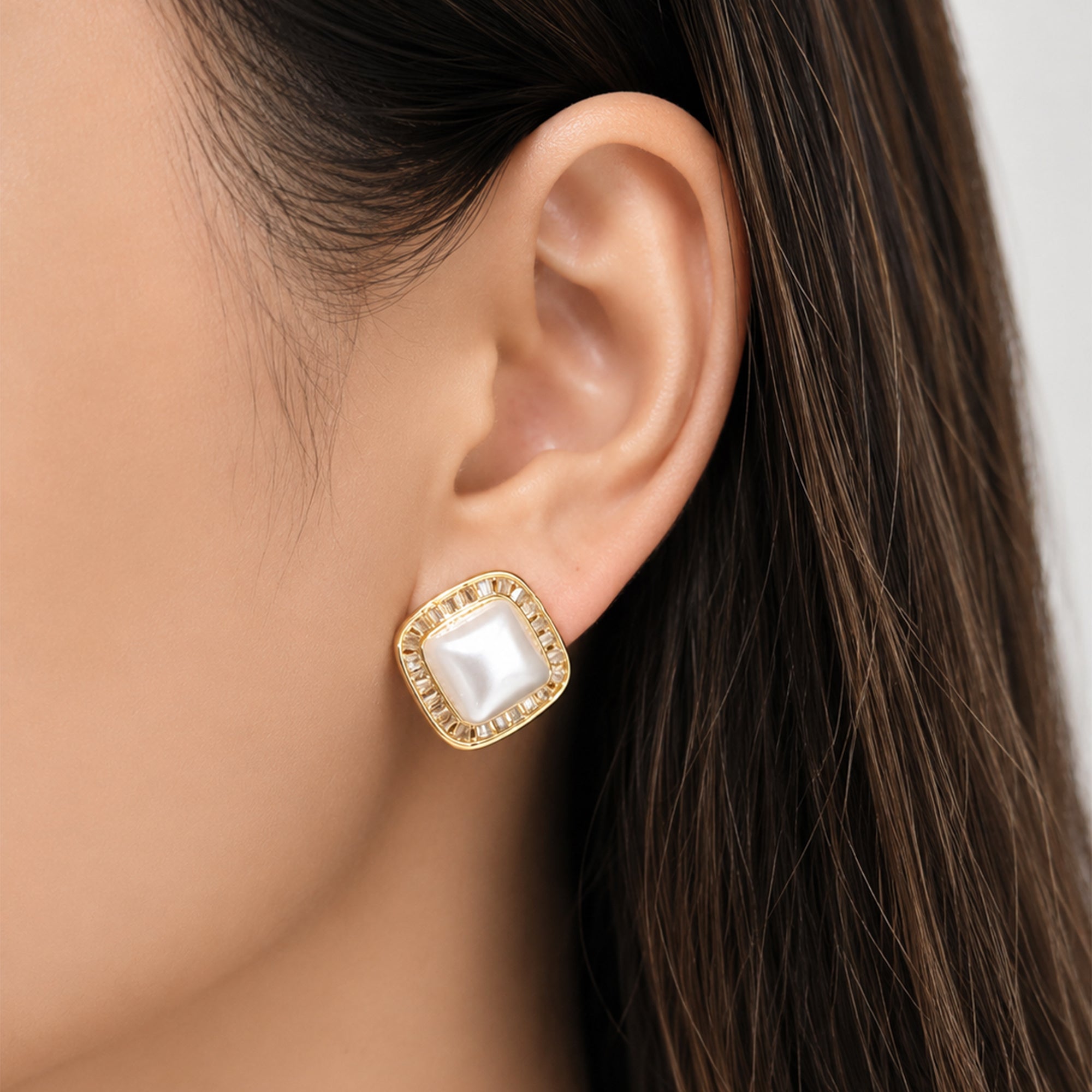 Pearl Glow Cushion Studs