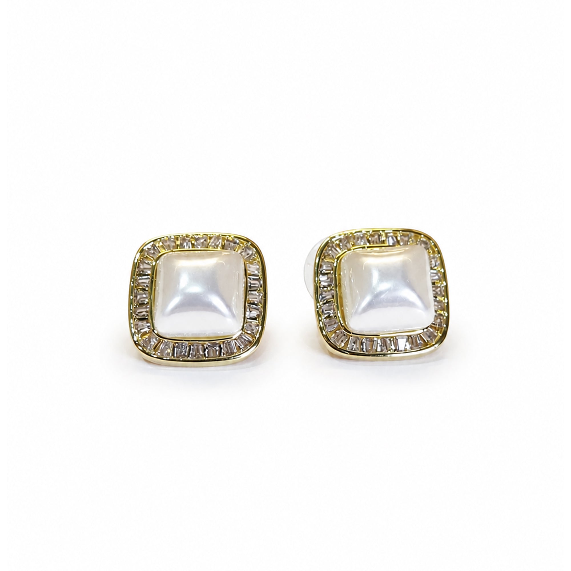 Pearl Glow Cushion Studs