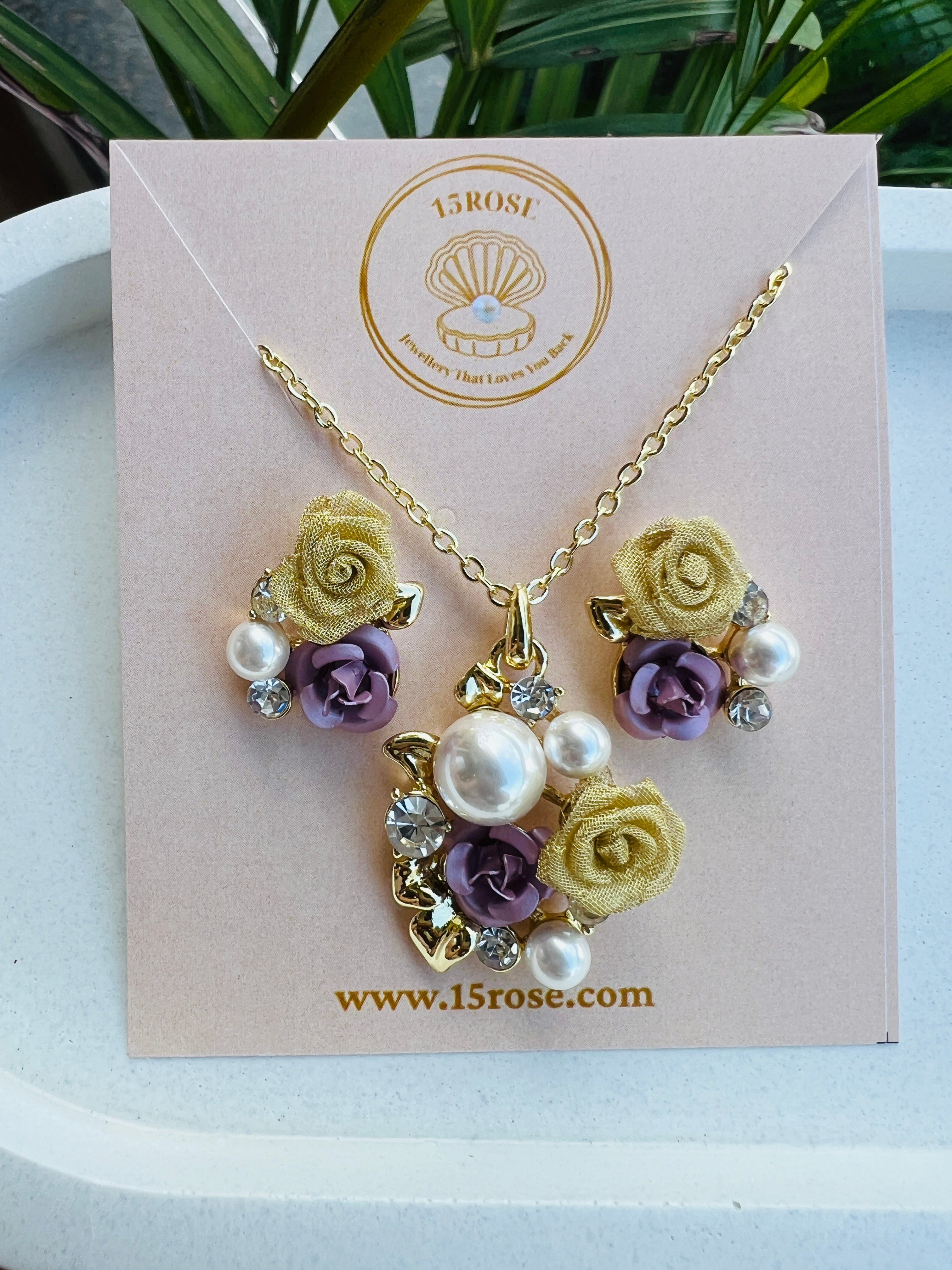 Floral Harmony Pendant Set