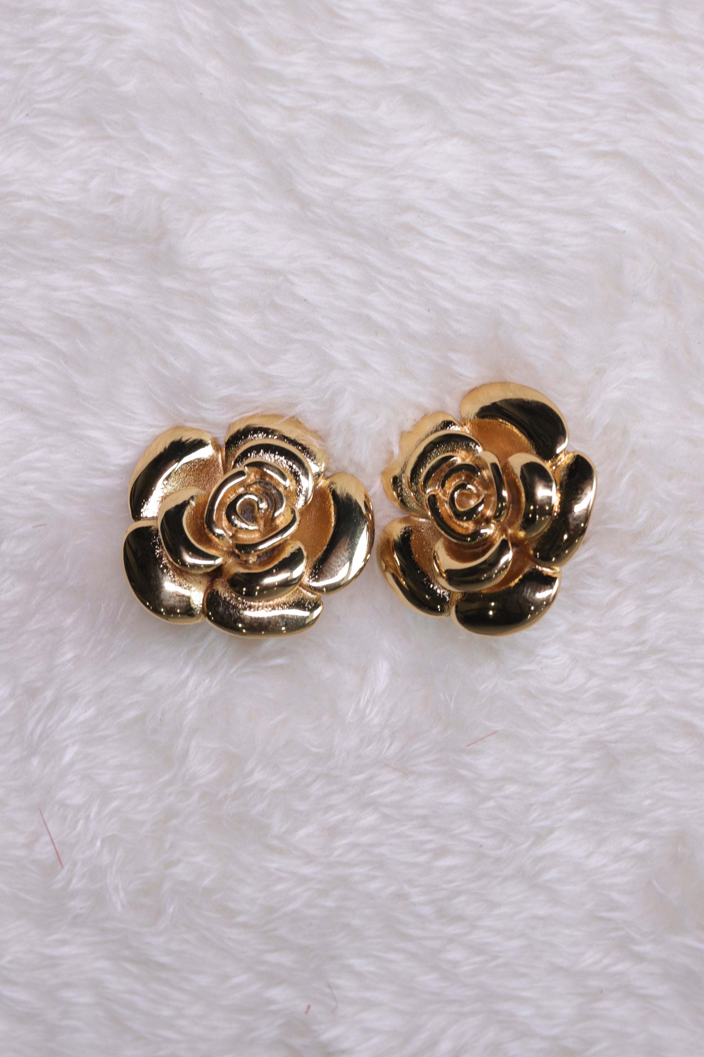 Vintage Rose Studs