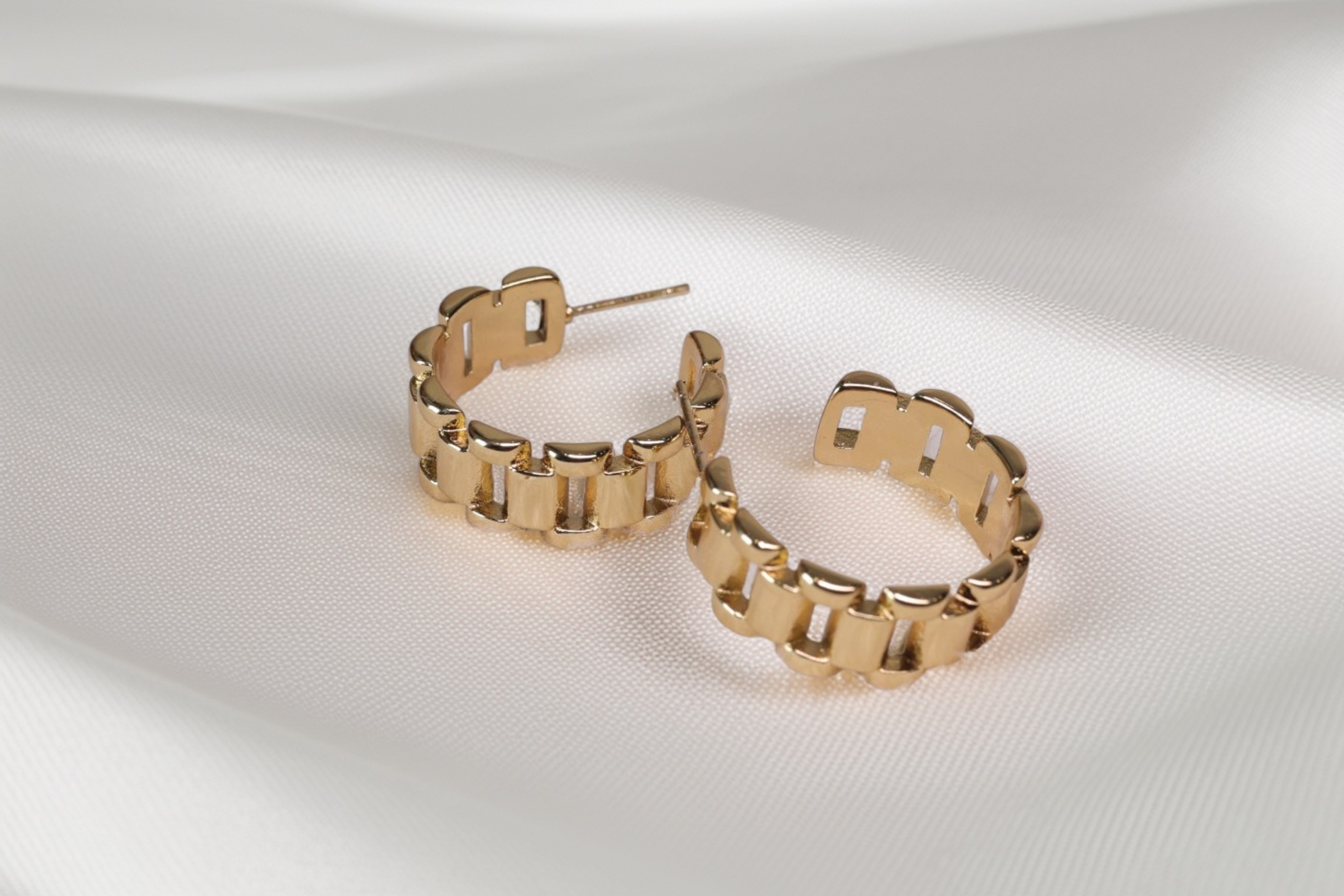 Goldlink Hoops
