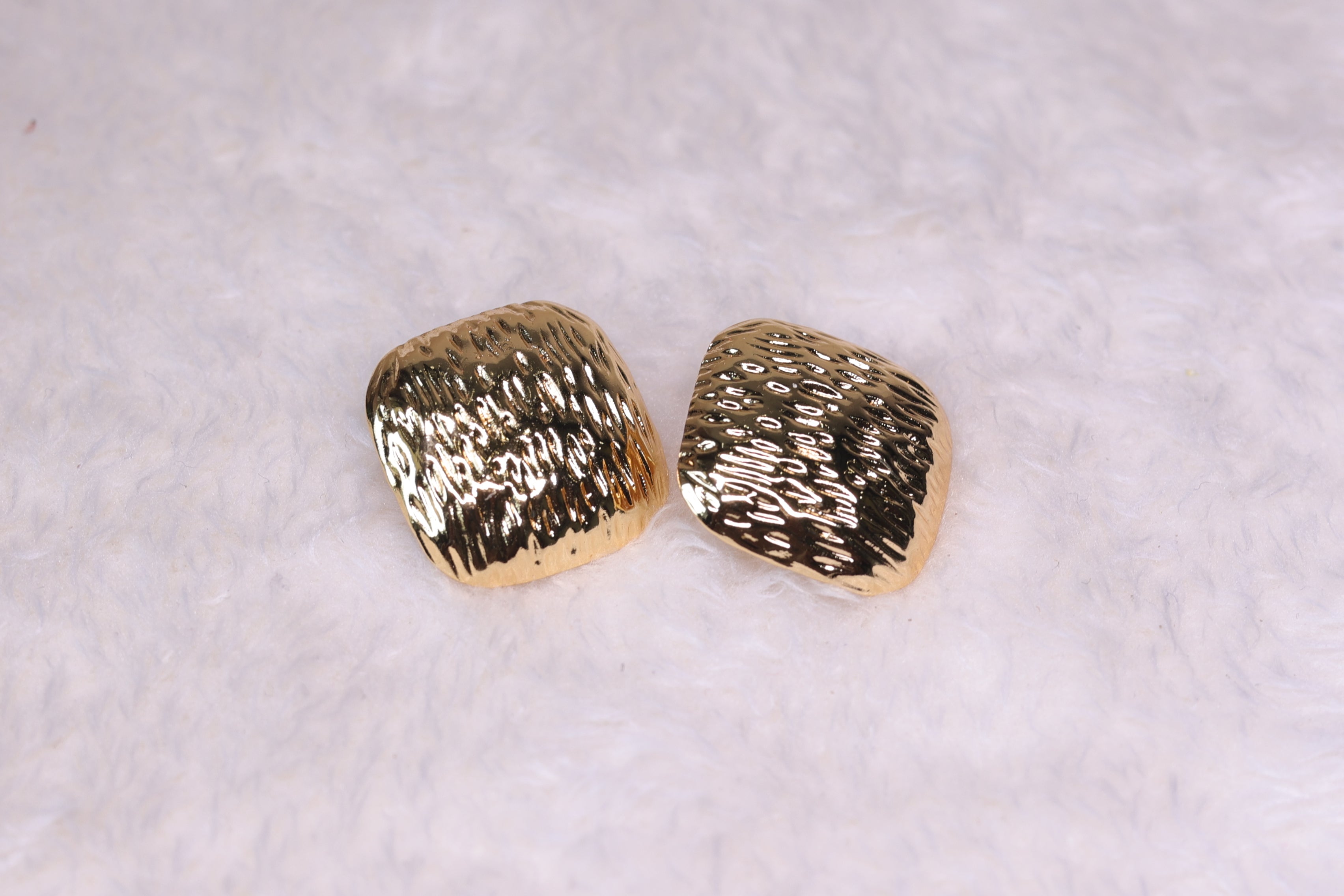 Crushed Luxe Drops