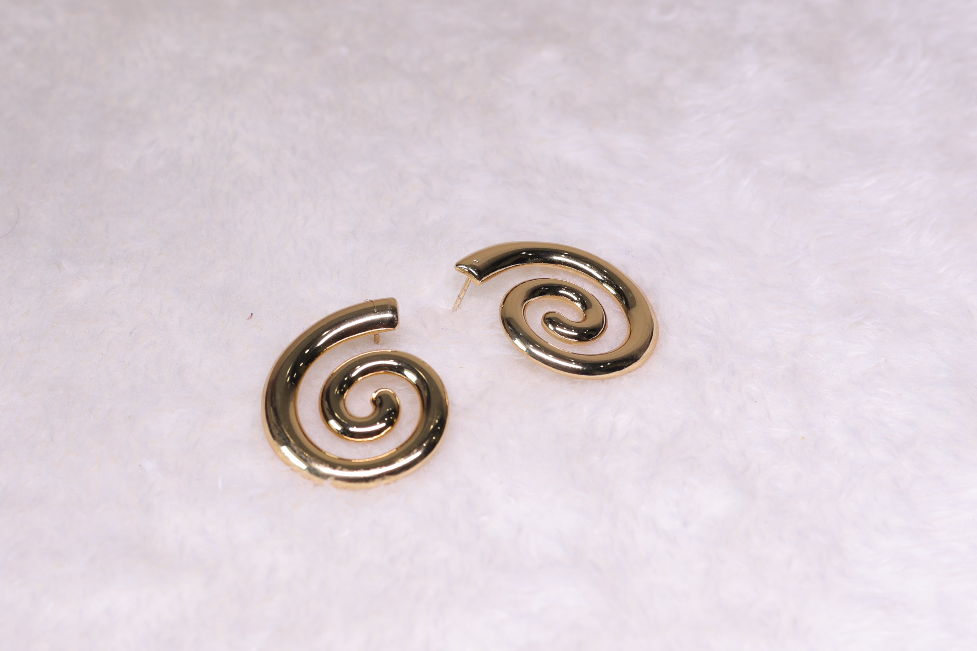 Golden Swirl Drops