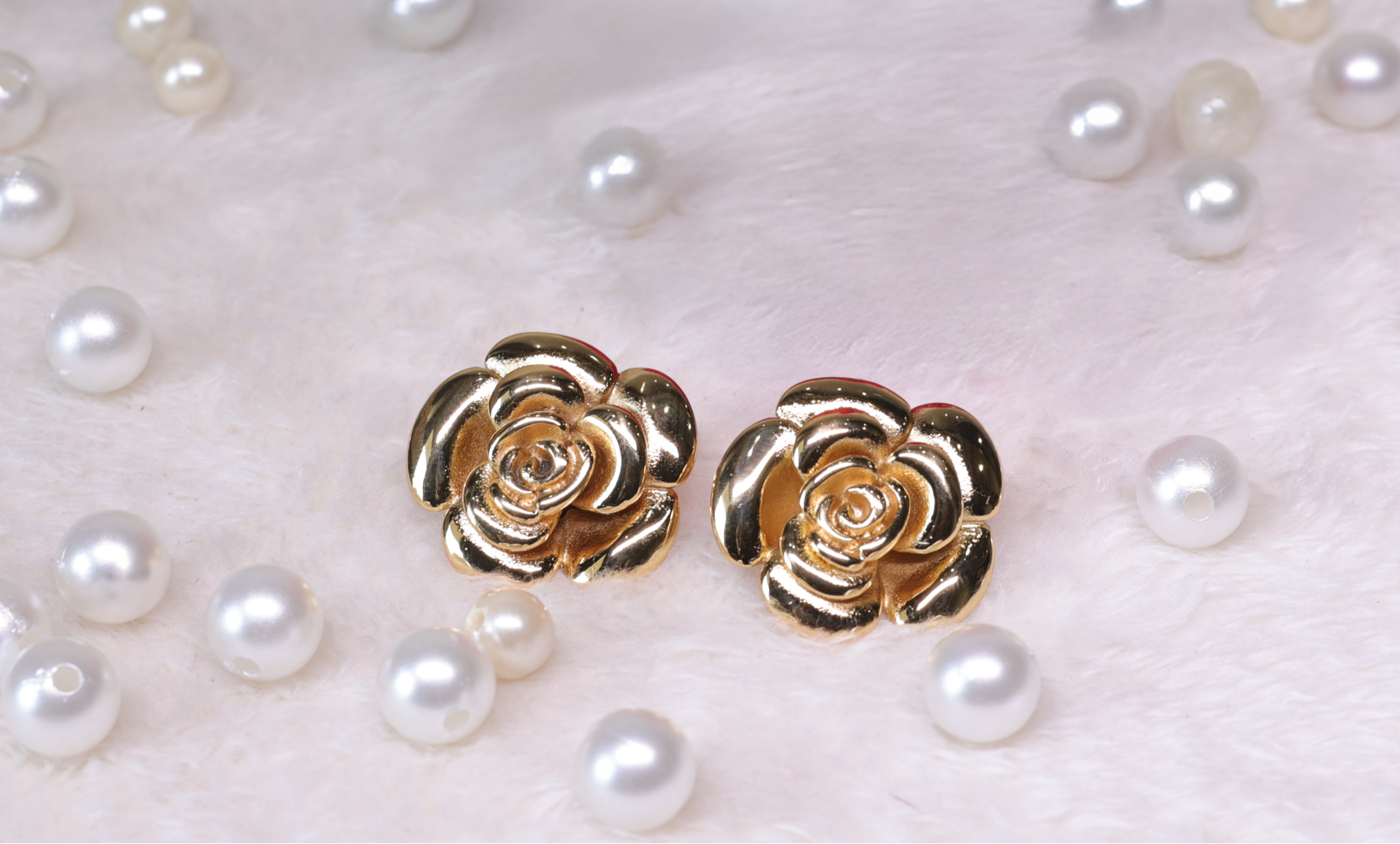 Vintage Rose Studs