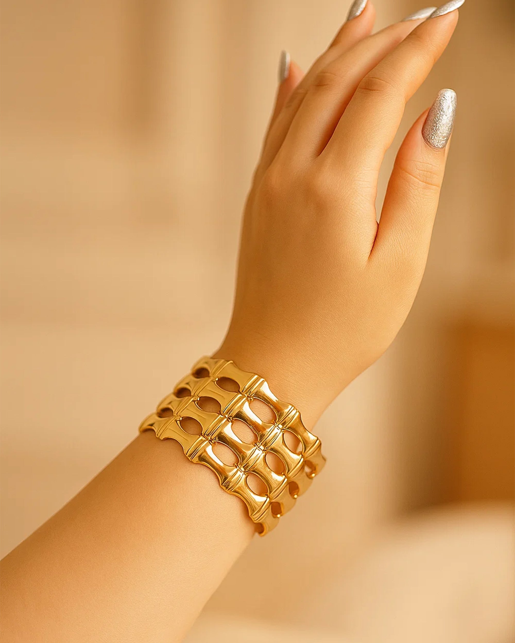 Majestic Grid Cuff