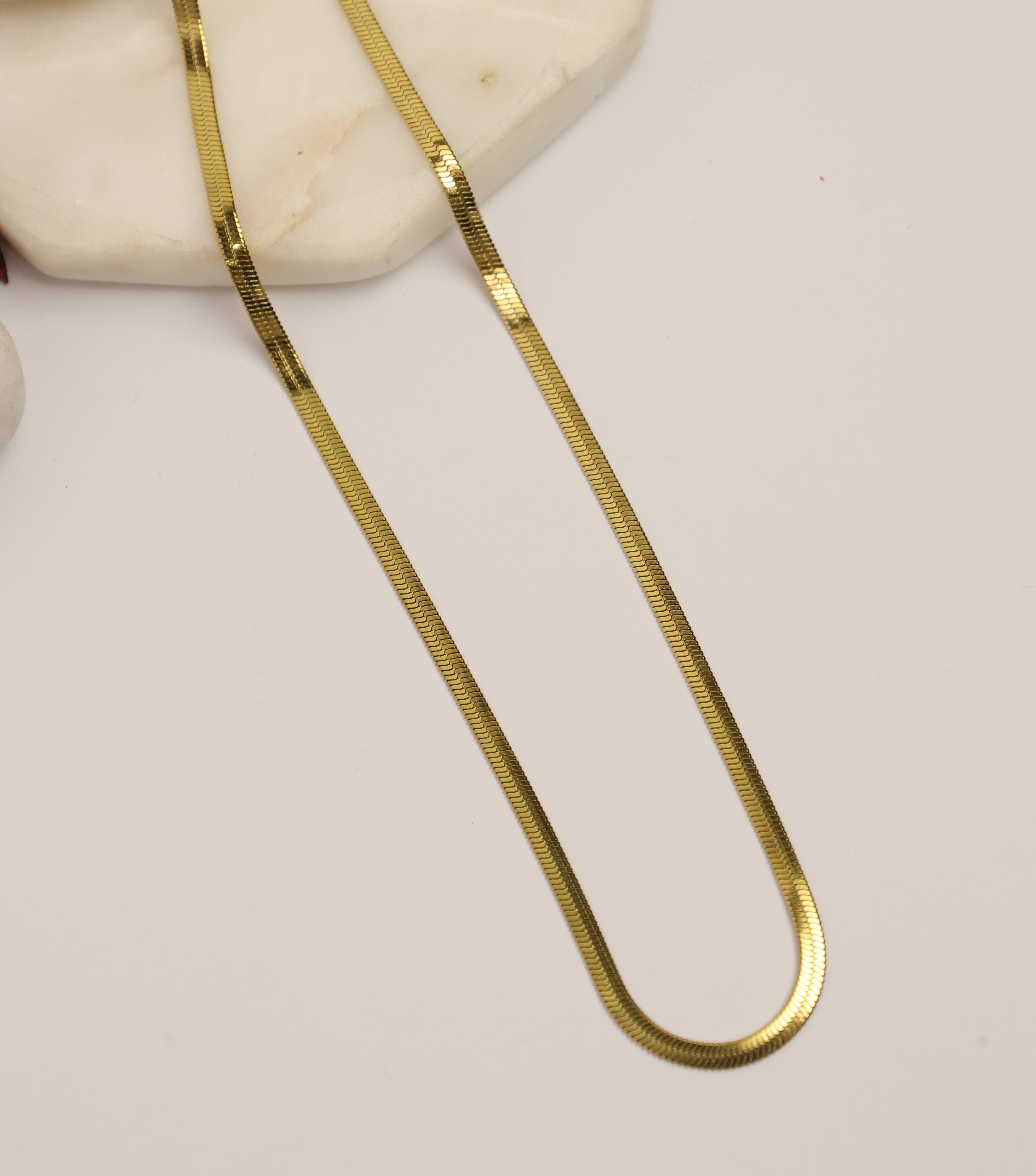 Lustre Flat Chain