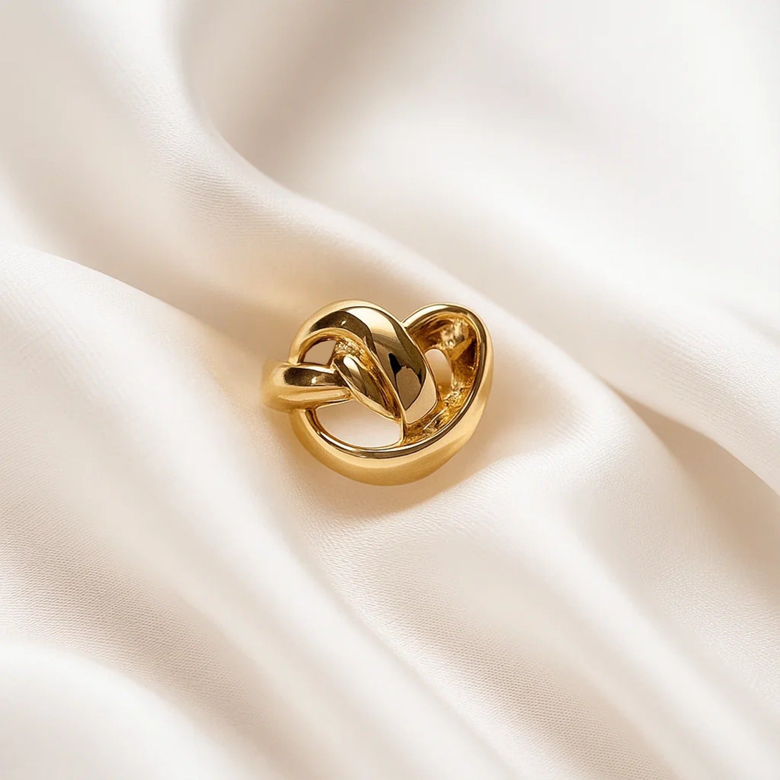 Infinity Knot Ring